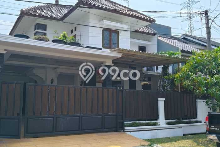 Lokasi strategis! Rumah siap pakai disewakan di Rawalumbu LB 300m2 Lokasi strategis! Rumah siap pakai disewakan di Rawalumbu LB 300m2