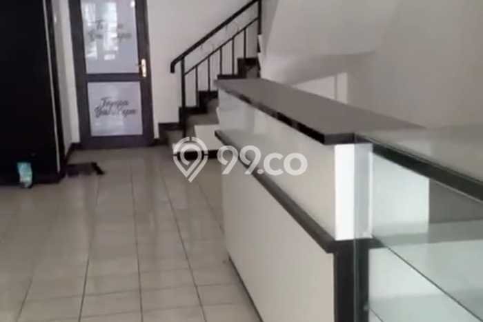Untuk Dijual! Ruko di Citraland Surabaya LT 95m2 / LB 200m2 Kawasan Bisnis Untuk Dijual! Ruko di Citraland Surabaya LT 95m2 / LB 200m2 Kawasan Bisnis