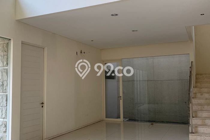 Hunian Mewah LB 425m2 Siap Huni Desain Elegan di Citraland, Surabaya Hunian Mewah LB 425m2 Siap Huni Desain Elegan di Citraland, Surabaya