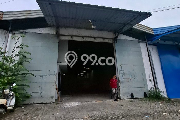 Gudang Dijual di Prime Area Surabaya Luas 460m2 Gudang Dijual di Prime Area Surabaya Luas 460m2