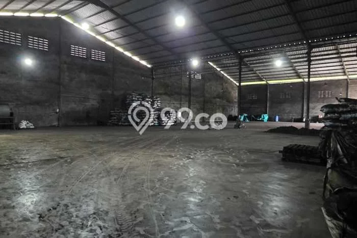 Gudang Dijual di Mojosari LT 6500m2, LB 3500m2 Solusi Investasi Cerdas Gudang Dijual di Mojosari LT 6500m2, LB 3500m2 Solusi Investasi Cerdas