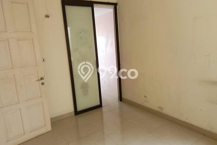 Dijual Rumah Luas Megah Dengan View Eksklusif di Daan Mogot, Jakarta Barat Dijual Rumah Luas Megah Dengan View Eksklusif di Daan Mogot, Jakarta Barat