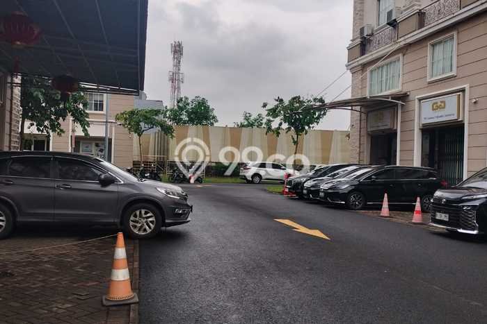 Unit Ruko Dijual di Cipondoh Tangerang 236m2 Unit Ruko Dijual di Cipondoh Tangerang 236m2