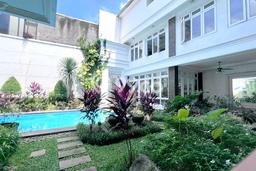 Rumah Elit Modern Siap Huni di Kemang Jakarta Selatan Rumah Elit Modern Siap Huni di Kemang Jakarta Selatan