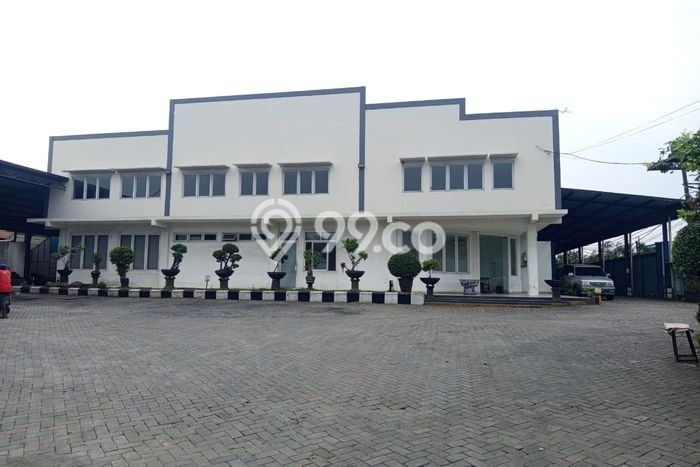 Unit Gudang Dijual di Tangerang LT 3509m2 & LB 2800m2 Unit Gudang Dijual di Tangerang LT 3509m2 & LB 2800m2