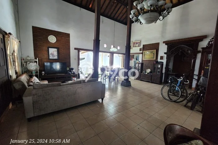 Jual Rumah Luas Megah Dengan View Cantik di Caman, Bekasi Jual Rumah Luas Megah Dengan View Cantik di Caman, Bekasi