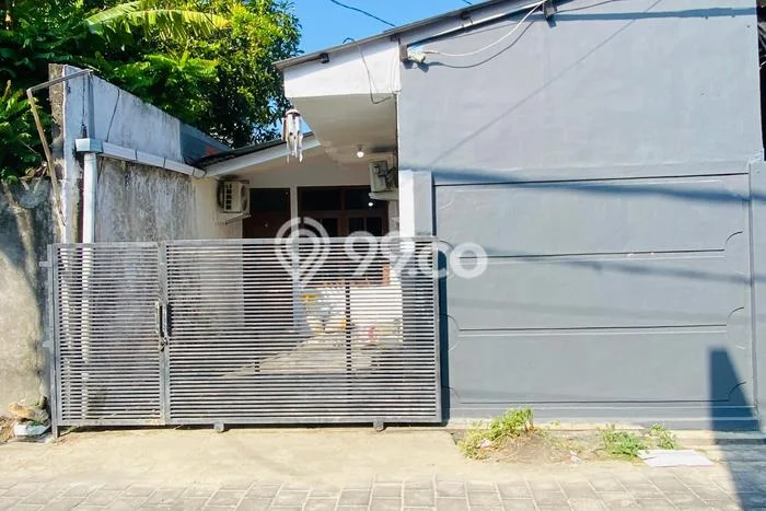 PILIHAN TEPAT! Rumah di Pedungan, 2 KM, Dekat Mall, Luas 100m² LB 100m² PILIHAN TEPAT! Rumah di Pedungan, 2 KM, Dekat Mall, Luas 100m² LB 100m²