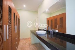 DIJUAL! Vila Kawasan , Luas 950m2m², Lokasi Premium DIJUAL! Vila Kawasan , Luas 950m2m², Lokasi Premium