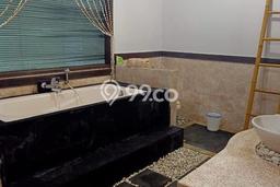 Vila Nyaman Kawasan , Area 416m2m², Pemandangan Indah sekitar Vila Nyaman Kawasan , Area 416m2m², Pemandangan Indah sekitar