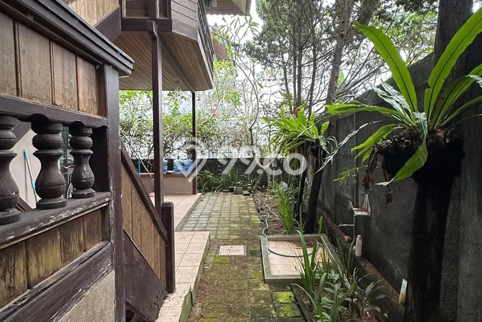 Rumah Mewah LB 100m2 Siap Pakai Desain Elegan di Canggu, Badung Rumah Mewah LB 100m2 Siap Pakai Desain Elegan di Canggu, Badung