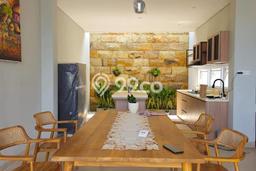 Peluang Terbaik! Vila di Kuta Selatan, Area 282m2m², Kawasan Prospektif dengan potensi meningkat Peluang Terbaik! Vila di Kuta Selatan, Area 282m2m², Kawasan Prospektif dengan potensi meningkat