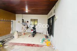 Disewakan! Rumah 3 Kamar Tidur &
2 Kamar Mandi di Sesetan, Denpasar Disewakan! Rumah 3 Kamar Tidur &
2 Kamar Mandi di Sesetan, Denpasar