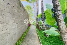 Vila di , Ukuran 120m2m², Lokasi Potensial untuk usaha Vila di , Ukuran 120m2m², Lokasi Potensial untuk usaha