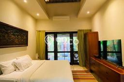 Vila Terawat di , Area 1100m2m², Posisi Strategis dengan akses mudah Vila Terawat di , Area 1100m2m², Posisi Strategis dengan akses mudah