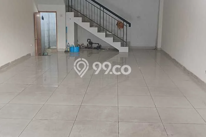 LOKASI BISNIS! Ruko Disewakan di Mekar Wangi, Luas 125m², Jalan Strategis LOKASI BISNIS! Ruko Disewakan di Mekar Wangi, Luas 125m², Jalan Strategis