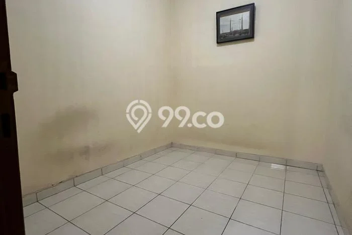 Disewakan! Rumah 3 Kamar Tidur &
3 Kamar Mandi di Pejaten, Jakarta Selatan Disewakan! Rumah 3 Kamar Tidur &
3 Kamar Mandi di Pejaten, Jakarta Selatan