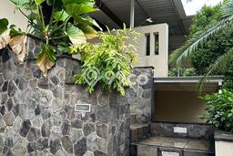 Disewakan! Rumah 3 Kamar Tidur &
2 Kamar Mandi di Jati Padang, Jakarta Selatan Disewakan! Rumah 3 Kamar Tidur &
2 Kamar Mandi di Jati Padang, Jakarta Selatan