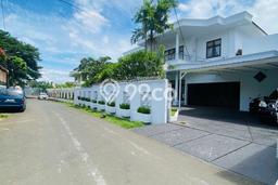 Disewakan Rumah Harga Terjangkau di Pejaten Jakarta Selatan Punya 5 Kamar Tidur Disewakan Rumah Harga Terjangkau di Pejaten Jakarta Selatan Punya 5 Kamar Tidur