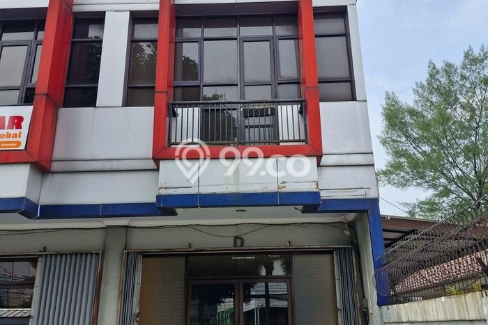 Ruko Lokasi Strategis di , Luas 175m2m², For Rent, Pusat Komersial Ruko Lokasi Strategis di , Luas 175m2m², For Rent, Pusat Komersial