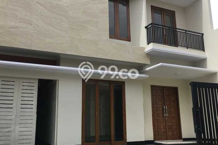 Jarang Ada! Rumah Sewa 4 Kamar Nyaman Siap Huni Pejaten Jarang Ada! Rumah Sewa 4 Kamar Nyaman Siap Huni Pejaten