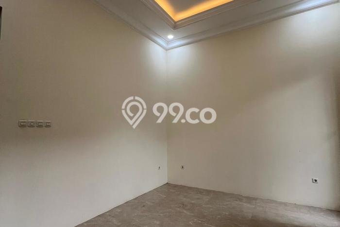 UNIT SPESIAL! Rumah di Pejaten, 4 KT, Dekat Pusat Kota, LT 180m² LB 250m² UNIT SPESIAL! Rumah di Pejaten, 4 KT, Dekat Pusat Kota, LT 180m² LB 250m²