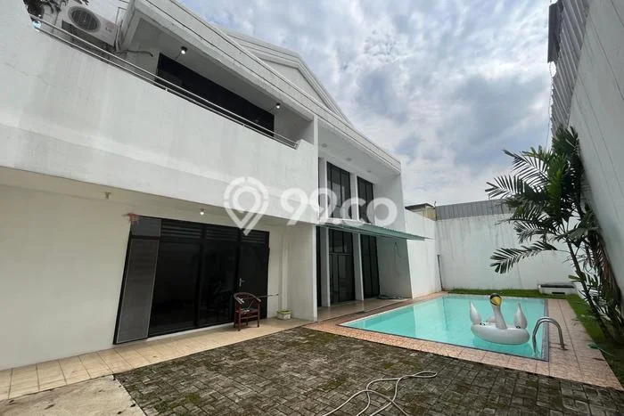 Dijual Rumah Premium dengan Fasilitas Sekitar Komplit di Mampang Prapatan, Jakarta Selatan Dijual Rumah Premium dengan Fasilitas Sekitar Komplit di Mampang Prapatan, Jakarta Selatan