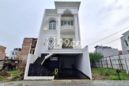 Dijual Rumah Mewah Exclusive di Jagakarsa, Jakarta Selatan Dijual Rumah Mewah Exclusive di Jagakarsa, Jakarta Selatan