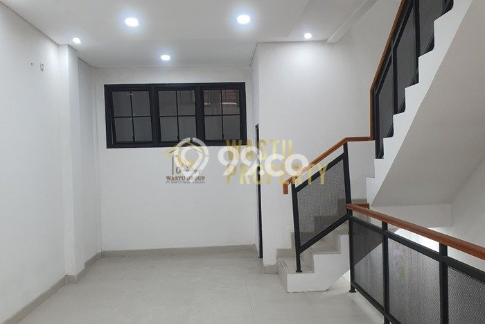 FOR SALE! Ruko di Jagakarsa Jakarta Selatan, LT 94m2, LB 181m2 FOR SALE! Ruko di Jagakarsa Jakarta Selatan, LT 94m2, LB 181m2