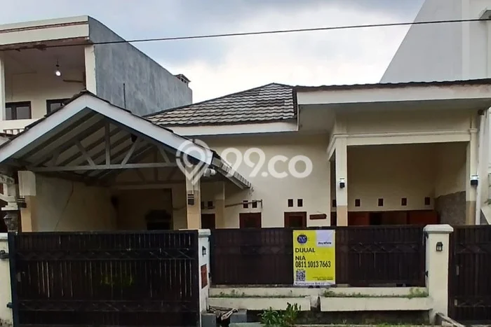 For Sale Rumah 3 Kamar Lokasi Strategis Nyaman dan Strategis di Bekasi Utara For Sale Rumah 3 Kamar Lokasi Strategis Nyaman dan Strategis di Bekasi Utara