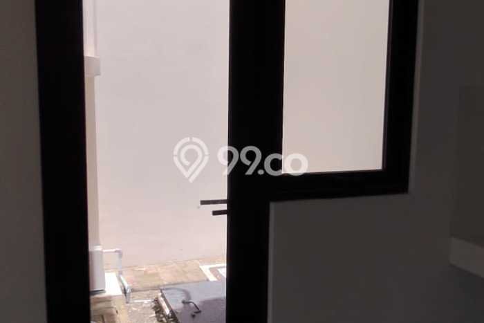 Rumah Sewa Bekasi LT 77m2 LB 80m2 Kawasan Summarecon Crown Gading Rumah Sewa Bekasi LT 77m2 LB 80m2 Kawasan Summarecon Crown Gading