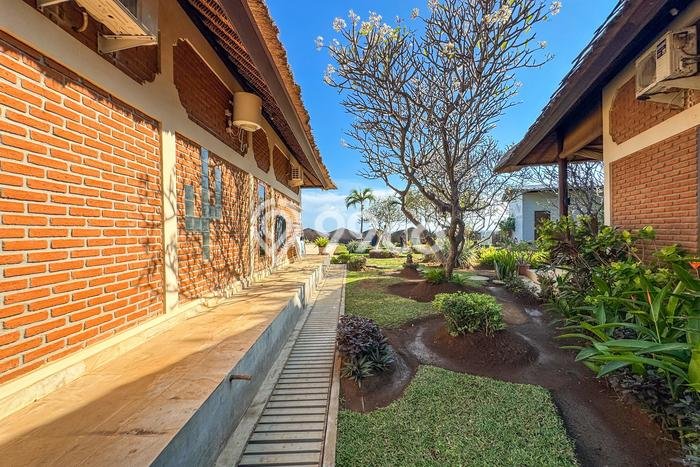 INVESTASI POTENSIAL! Vila Kawasan , Area 1200m2m², Lokasi Prima INVESTASI POTENSIAL! Vila Kawasan , Area 1200m2m², Lokasi Prima
