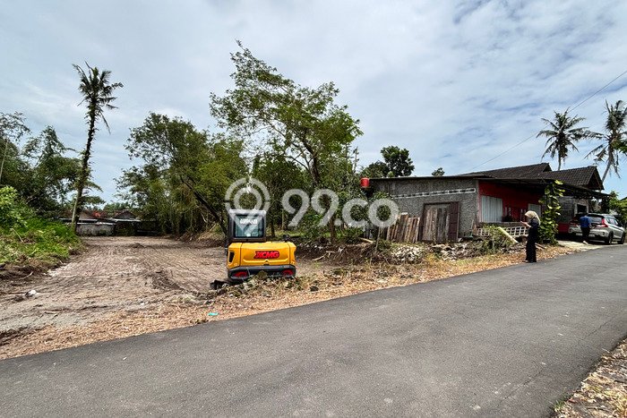Kavling Tanah Dijual di Mantrijeron, Yogyakarta, Luas 121m2 Area Strategis Kavling Tanah Dijual di Mantrijeron, Yogyakarta, Luas 121m2 Area Strategis