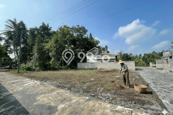 Tanah untuk Dijual Lokasi Ngemplak, Sleman Luas 137m2 AJB Tanah untuk Dijual Lokasi Ngemplak, Sleman Luas 137m2 AJB
