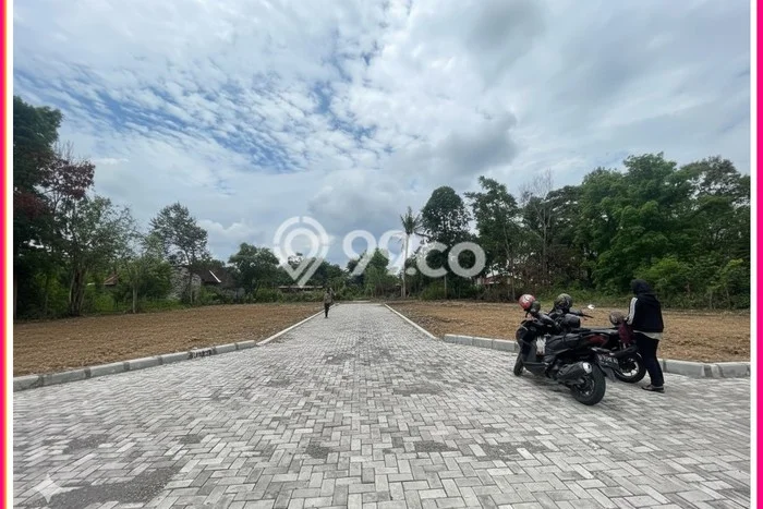 Lahan Kosong Dijual di Kalasan, Sleman, Luas 119m2 Area Strategis Lahan Kosong Dijual di Kalasan, Sleman, Luas 119m2 Area Strategis