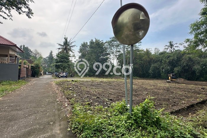 Untuk Dijual Tanah di Mlati Sleman Luas 114m2 AJB Untuk Dijual Tanah di Mlati Sleman Luas 114m2 AJB