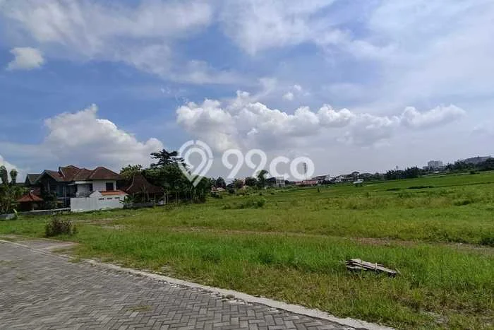 Lahan untuk Dijual Lokasi Depok, Sleman Luas 214m2 AJB Lahan untuk Dijual Lokasi Depok, Sleman Luas 214m2 AJB