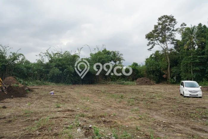Tanah Dijual di Yogyakarta Seluas 121m2 Strategis Tanah Dijual di Yogyakarta Seluas 121m2 Strategis