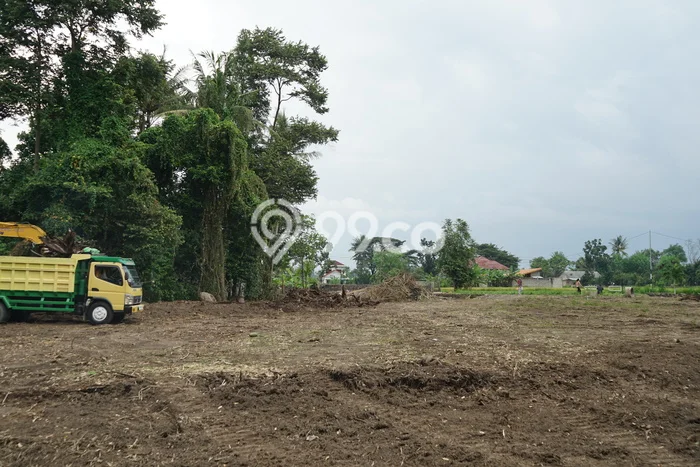 Tanah Dijual di Yogyakarta Seluas 121m2 Strategis Tanah Dijual di Yogyakarta Seluas 121m2 Strategis
