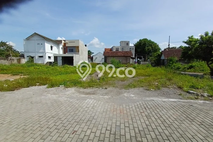 Lahan Kosong Dijual di Klaten dengan Area 319m2 Lahan Kosong Dijual di Klaten dengan Area 319m2