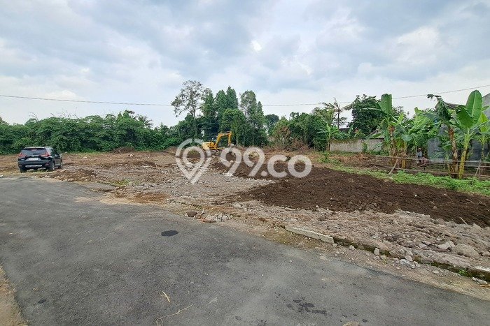 Jarang Ada! Tanah di Kalasan Punya Luas 100m2 SHM Jarang Ada! Tanah di Kalasan Punya Luas 100m2 SHM
