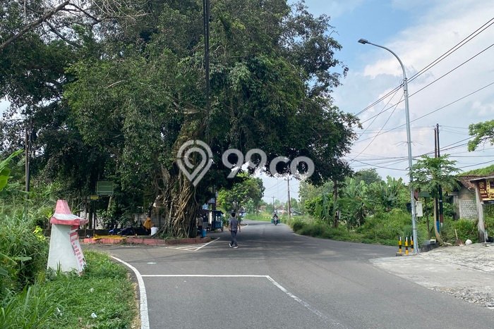 Tanah Dijual Area Strategis di Sleman Yogyakarta 137m2 Tanah Dijual Area Strategis di Sleman Yogyakarta 137m2