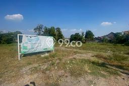 Dijual Tanah di Yogyakarta, Luas 100m2 SHM Dijual Tanah di Yogyakarta, Luas 100m2 SHM