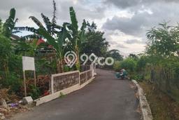Jarang Ada! Tanah di Kalasan Punya Luas 99m2 AJB Jarang Ada! Tanah di Kalasan Punya Luas 99m2 AJB