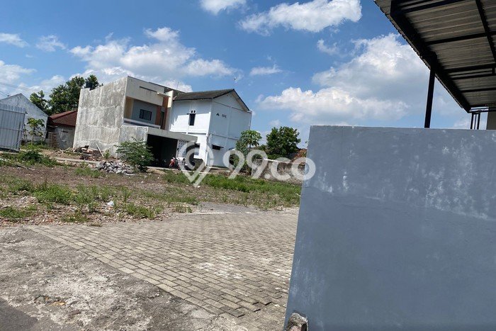 Tanah Dijual Lokasi Strategis di Yogyakarta dengan Luas 137m2 Tanah Dijual Lokasi Strategis di Yogyakarta dengan Luas 137m2