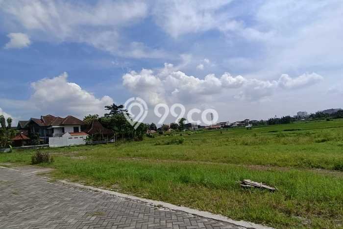 Tanah Strategis Dijual di Depok Sleman 209m2 Tanah Strategis Dijual di Depok Sleman 209m2