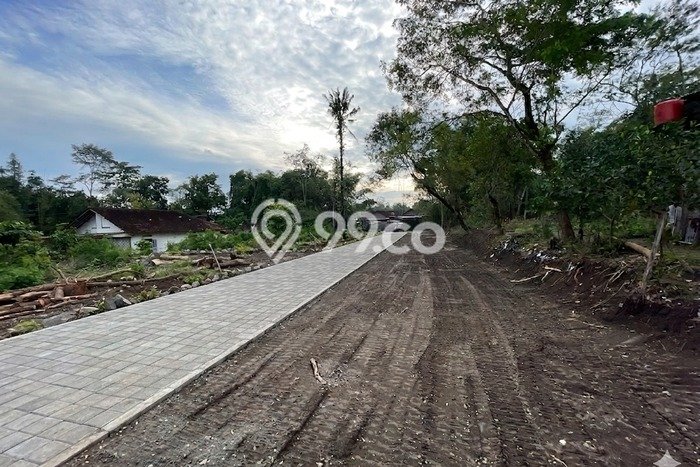 Tanah di Sleman, Sleman Luas 121m2 Dijual Segera Tanah di Sleman, Sleman Luas 121m2 Dijual Segera
