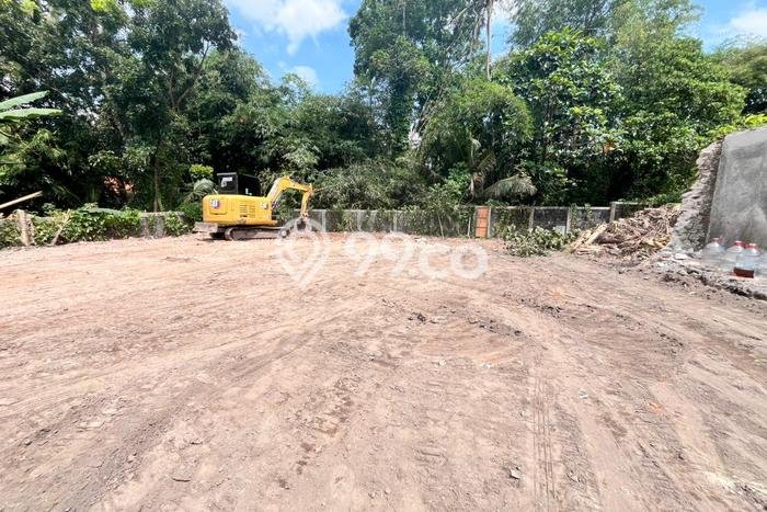 Kavling Tanah untuk Dijual di Kota Baru, Yogyakarta, Luas 142m2 Kavling Tanah untuk Dijual di Kota Baru, Yogyakarta, Luas 142m2