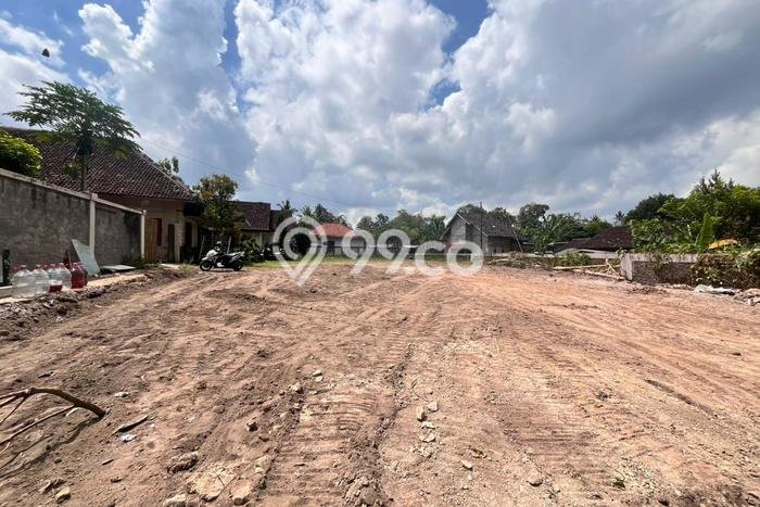 Kavling Tanah untuk Dijual di Kota Baru, Yogyakarta, Luas 142m2 Kavling Tanah untuk Dijual di Kota Baru, Yogyakarta, Luas 142m2