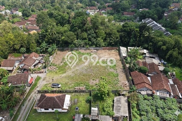 Kavling Tanah untuk Dijual di Kota Baru, Yogyakarta, Luas 142m2 Kavling Tanah untuk Dijual di Kota Baru, Yogyakarta, Luas 142m2