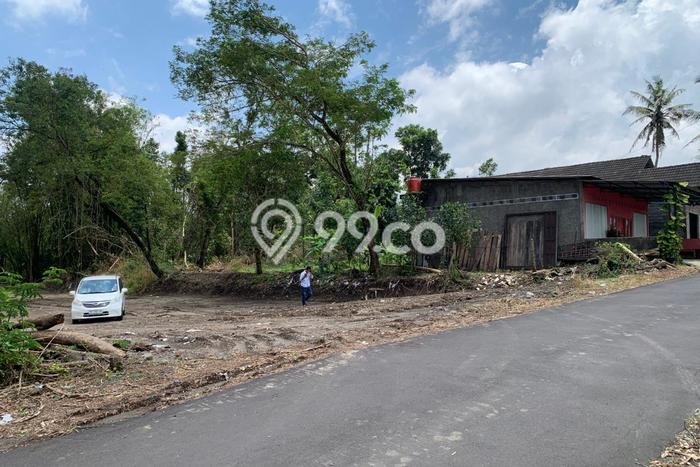 Kavling Tanah untuk Dijual di Maguwoharjo, Yogyakarta, Luas 121m2 Kavling Tanah untuk Dijual di Maguwoharjo, Yogyakarta, Luas 121m2